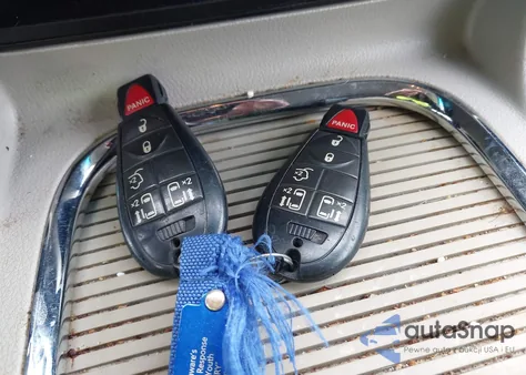 2014 Dodge Grand Caravan Sxt z USA, uszkodzony, nr VIN 2C4RDGCG3ER120658